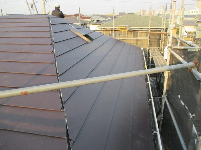 明石市のカバー工事におけるシルキーG2の施工